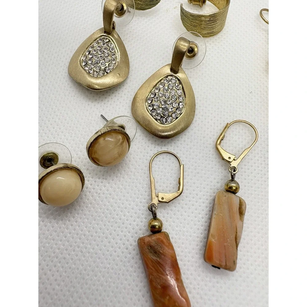 Lot of 5 Pairs Vintage Earrings‎ Gold Tone Crystal Rhinestone Glass Shell Pink